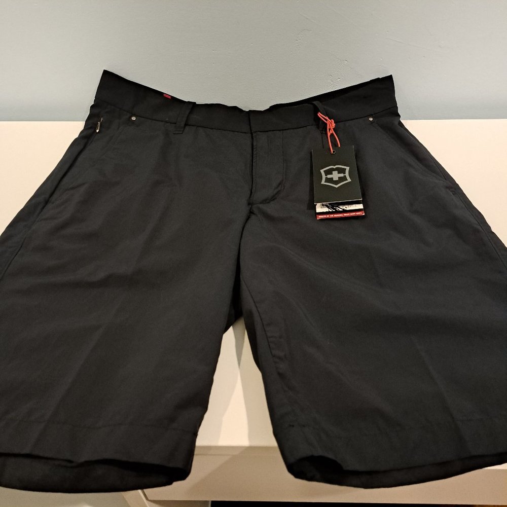 Victorinox men's 30" tailored fit Mason Short with 10" inseam new with tags